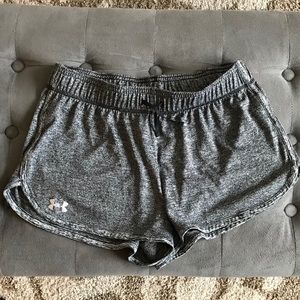 Under Armour active shorts-Size Small
